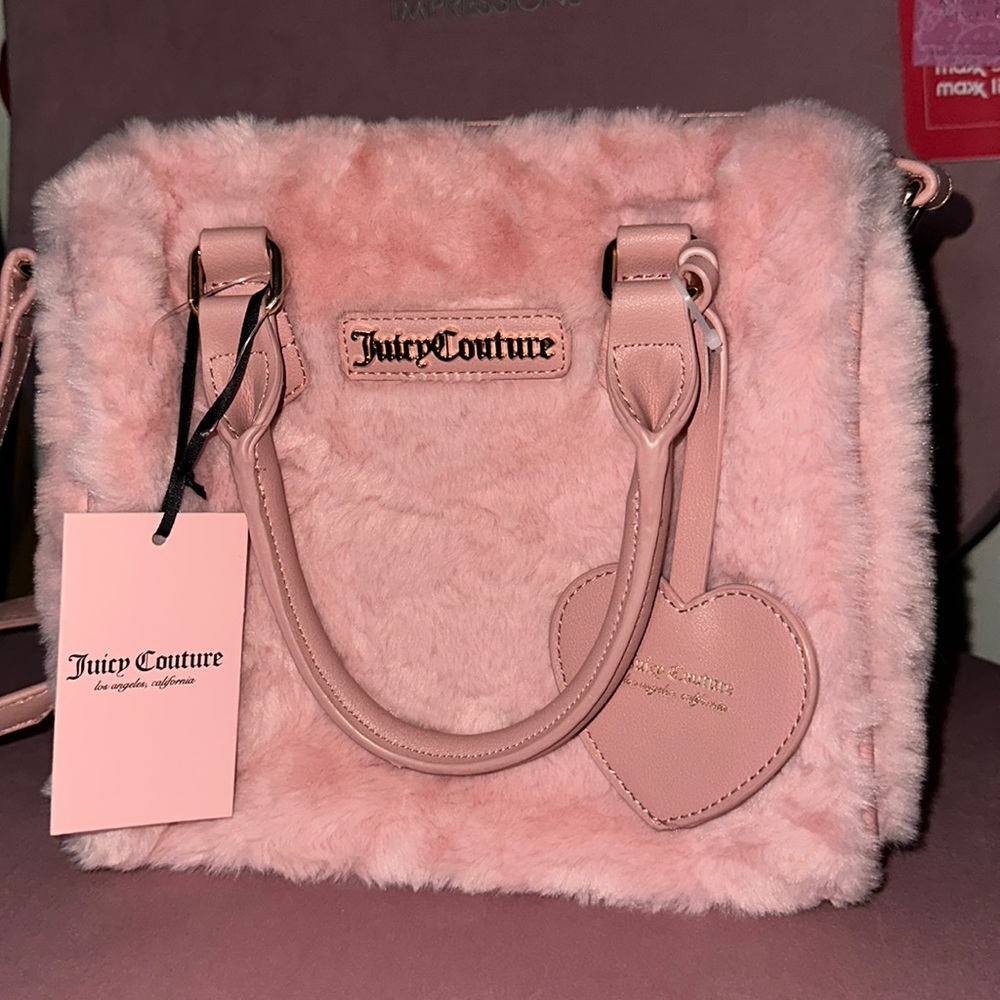 BNWT VIRAL FUZZY JUICY COUTURE PURSE